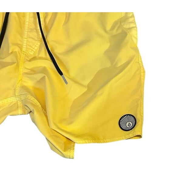 Volcom Men's Banana Yellow Swim Shorts Trunks True To This size L surf beach - Picture 14 of 16